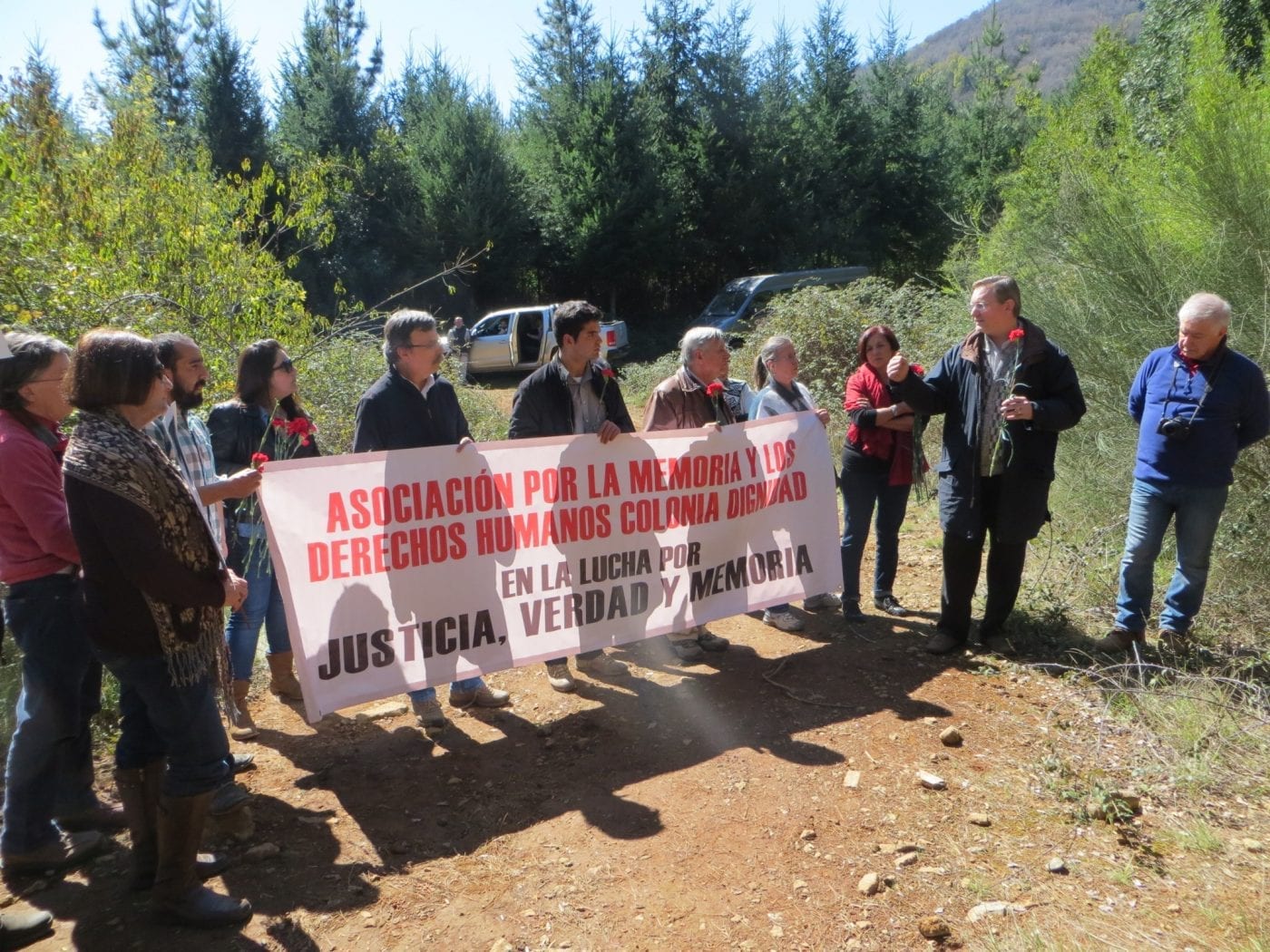 El excolono Winfried Hempel acompañó el recorrido.